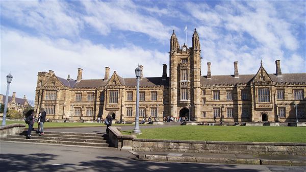 The Quadrangle Building - Sydney University (17/08/2015)