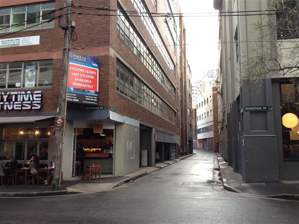 Surry Hills Streets - Reservoir Street and Alley / Laneway (20/09/2015)