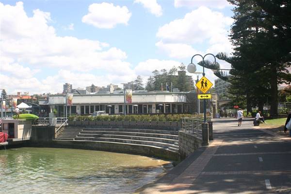 Manly Wharf (8/04/2008)