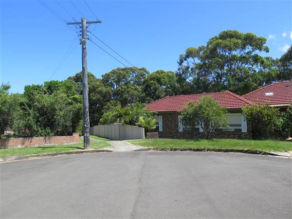 East Corrimal neighbourhood (8/12/2015 - Credits: Peter Hicks)