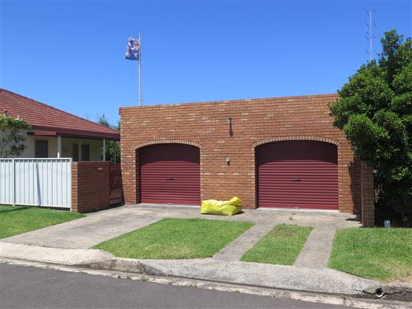 East Corrimal neighbourhood (8/12/2015 - Credits: Peter Hicks)