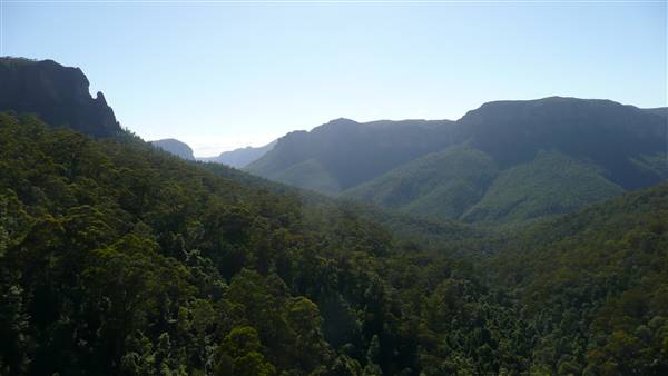 BLUE MOUNTAINS AERIALS (5/07/2016 - Credits: Mary Barltrop)