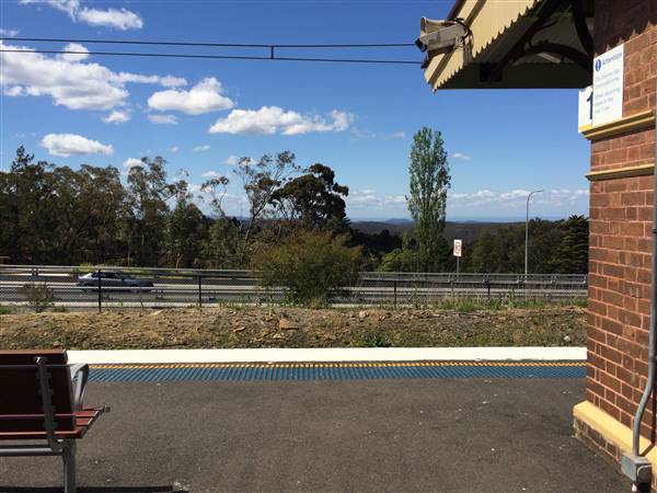 Hazelbrook Railway Station (25/10/2016)