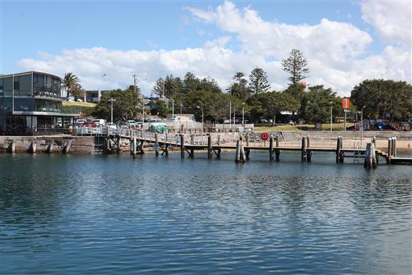 Wollongong - Foreshore and Wharf (26/10/2016 - Credits: John Harris)