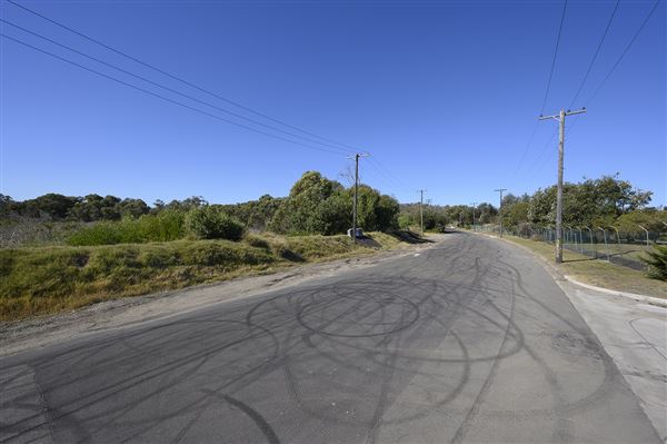 Sir Joseph Banks Drive (17/10/2019)