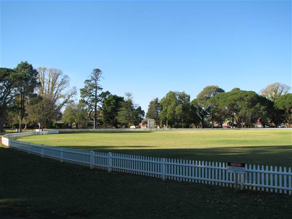 Cootamundra (27/02/2013 1:52:47 PM)
