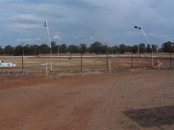 Morris Park Speedway Complex, Dubbo (28/02/2013 12:31:49 AM)