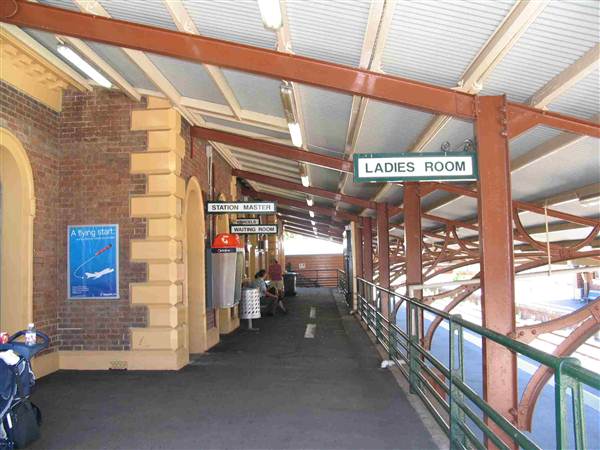 Maitland Railway Station (28/02/2013 1:53:00 PM)