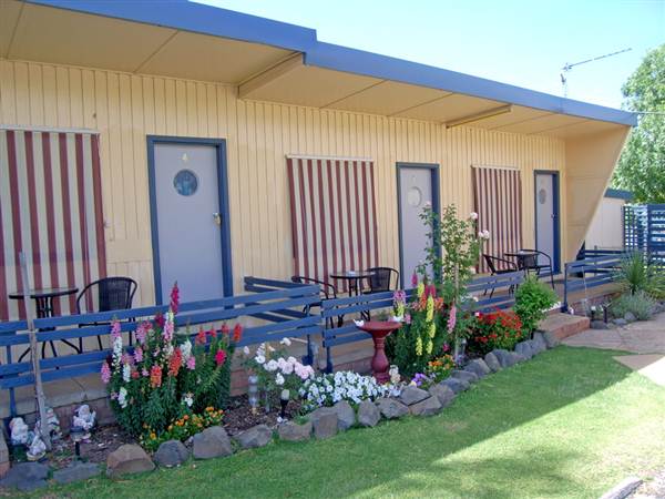 Black Stump Motel, Coolah (1/03/2013 10:28:27 AM)