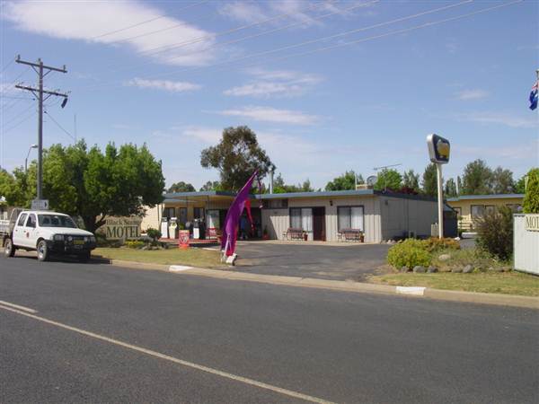 Black Stump Motel, Coolah (1/03/2013 10:29:50 AM)