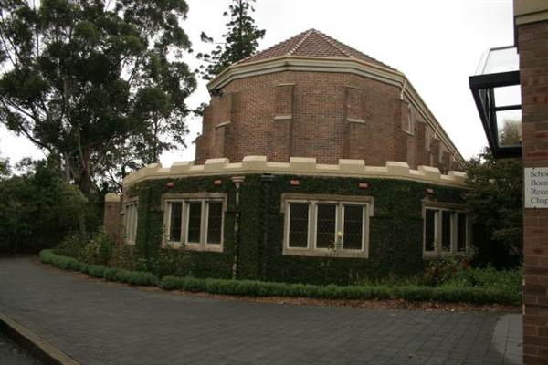 Loreto, Normanhurst (1/03/2013 11:03:50 AM)
