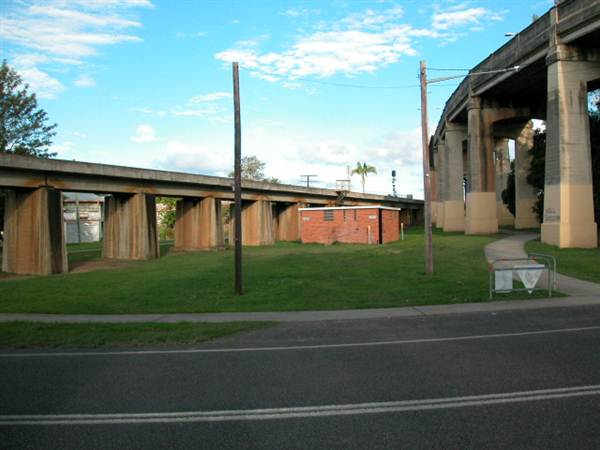 Greave Street, Grafton (5/03/2013 11:13:42 AM)