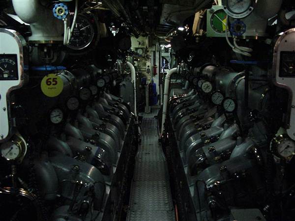 HMAS Onslow Submarine (5/03/2013 1:59:35 PM)