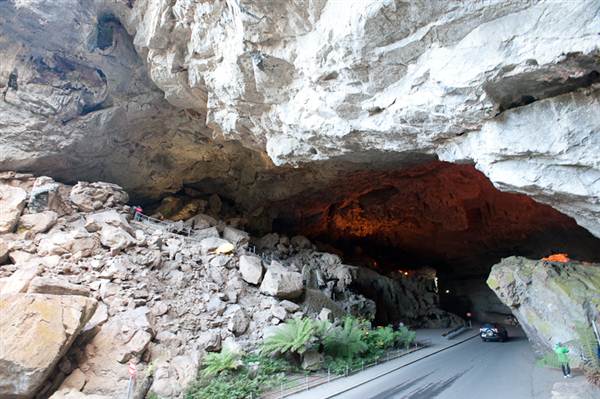 Jenolan Caves (5/03/2013 9:42:54 PM)