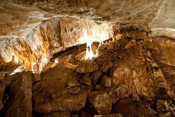Jenolan Caves (5/03/2013 9:46:13 PM)