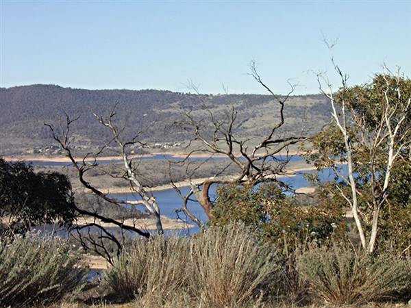 Lake Jindabyne (5/03/2013 11:20:20 PM)