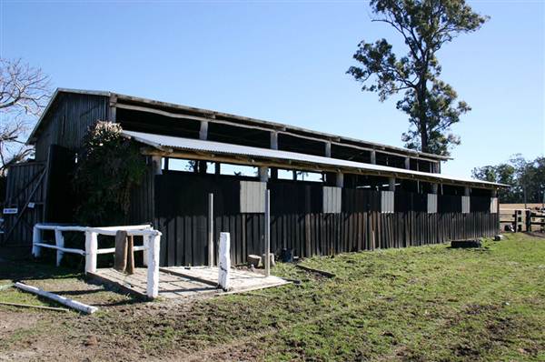 John Scott Kundabung Rodeo Grounds / Stables (6/03/2013 11:30:09 AM)