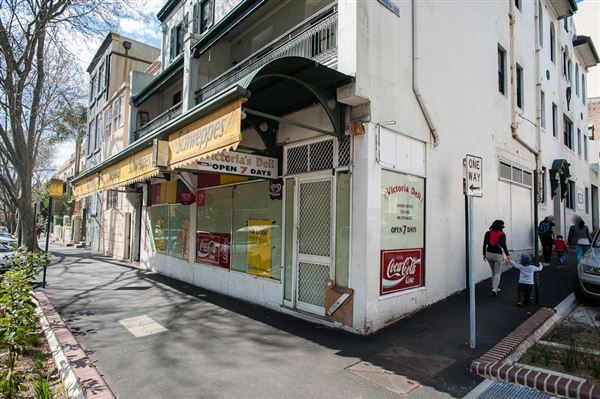 Period Buildings in Potts Point (10/03/2013 2:51:38 PM)