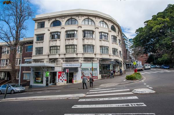 Period Buildings in Potts Point (10/03/2013 2:53:10 PM)