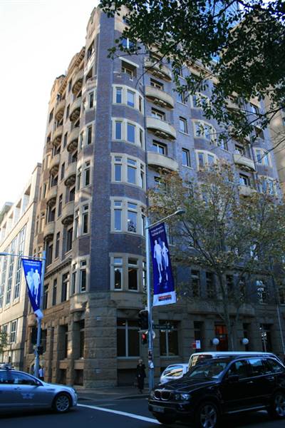 Sydney CBD - Macquarie Street (10/03/2013 9:59:40 PM)