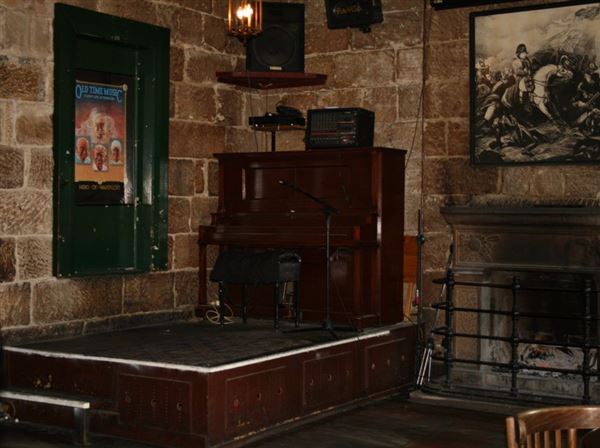 The Rocks - Pubs (10/03/2013 10:08:02 PM)