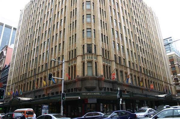 Sydney CBD - York St (11/03/2013 5:04:30 AM)