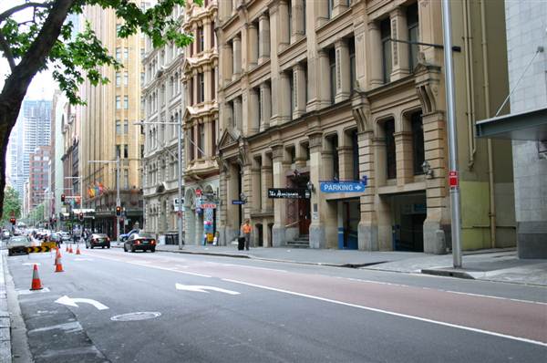 Sydney CBD - York St (11/03/2013 5:04:49 AM)