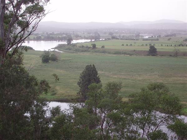 Taree (11/03/2013 5:53:56 AM)