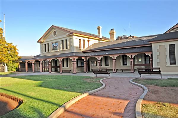 Broken Hill (24/04/2013)