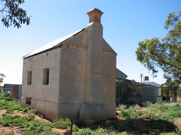 Farmcote Station - Broken Hill (26/04/2013)