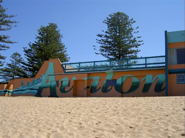 Avalon Beach (10/06/2013 12:10:41 PM)