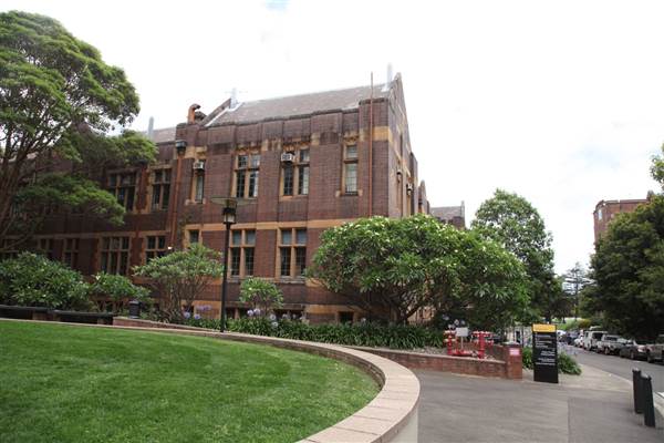 Old Teacher's College - The University of Sydney (27/11/2013)