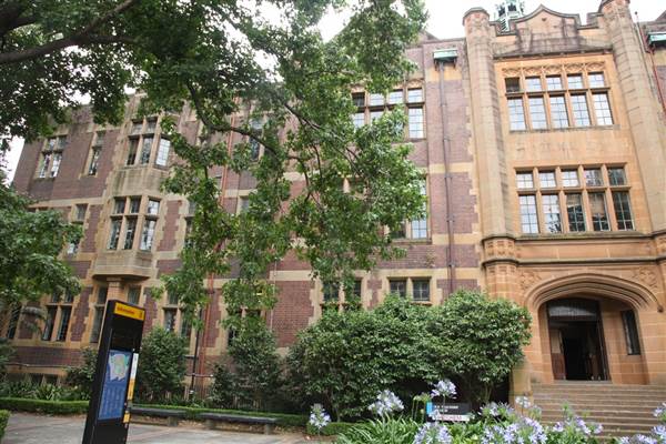 Old Teacher's College - The University of Sydney (27/11/2013)