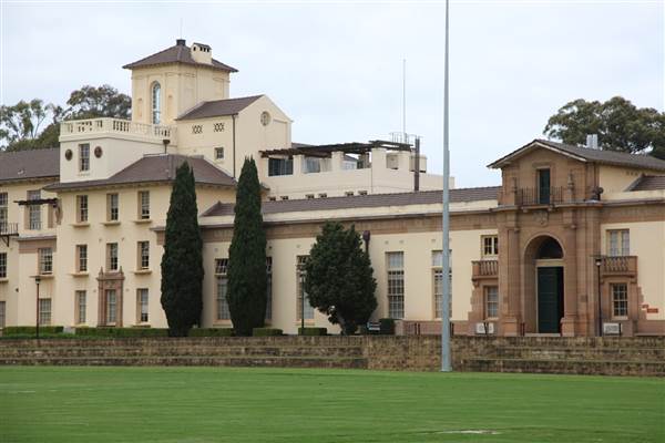 School of Physics - Sydney University (27/11/2013)