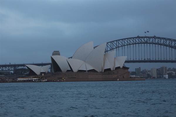Mrs. Macquarie's Point - Royal Botanic Garden Sydney (24/10/2014)