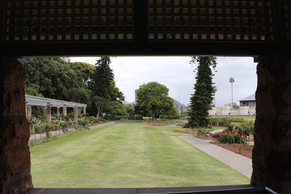 Rose Garden & Pavilion - Royal Botanic Garden Sydney (24/10/2014)