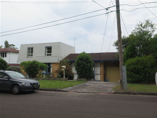 Allambie Heights neighbourhood (9/12/2015 - Credits: Peter Hicks)