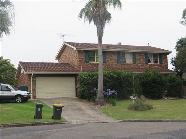 Mona Vale neighborhood (8/12/2015 - Credits: Peter Hicks)