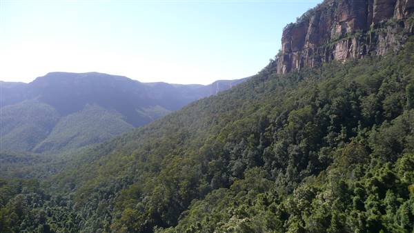 BLUE MOUNTAINS AERIALS (5/07/2016 - Credits: Mary Barltrop)