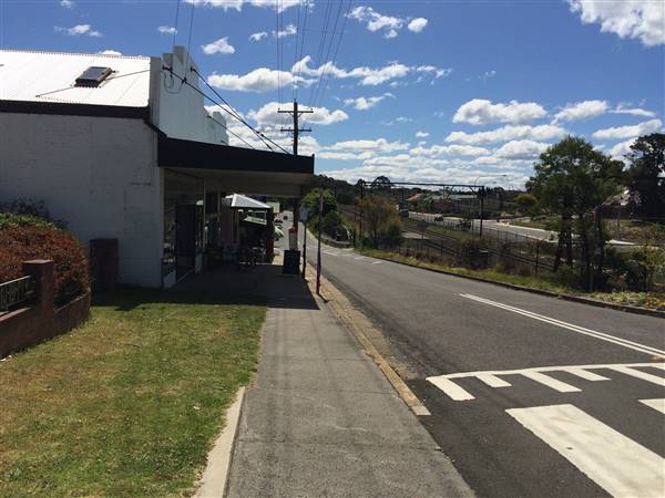 Hazelbrook Main Street (25/10/2016)