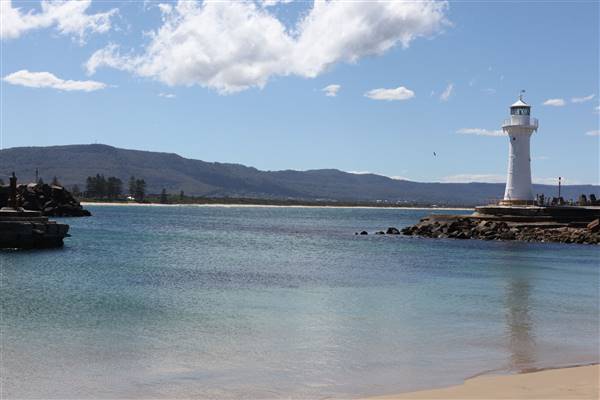 Wollongong - Foreshore and Wharf (26/10/2016 - Credits: John Harris)
