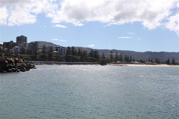 Wollongong - Foreshore and Wharf (26/10/2016 - Credits: John Harris)