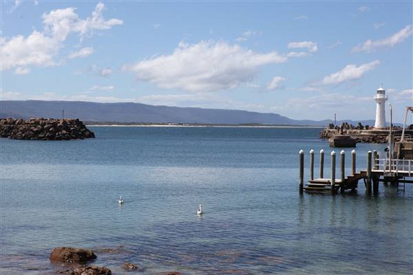 Wollongong - Foreshore and Wharf (26/10/2016 - Credits: John Harris)