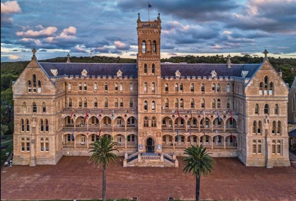 ICMS - International College of Management, Sydney (15/02/2019)