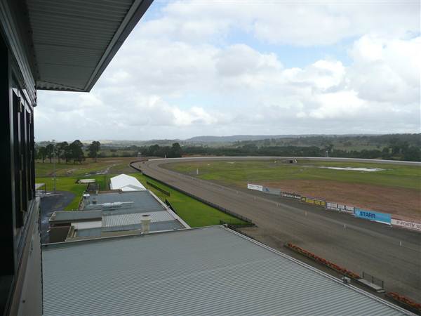 Menangle Park Paceway (28/02/2013 3:42:23 PM)