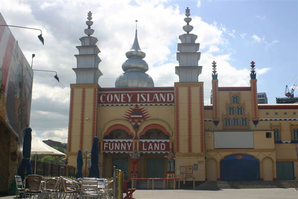 Luna Park (1/03/2013 10:43:17 AM)