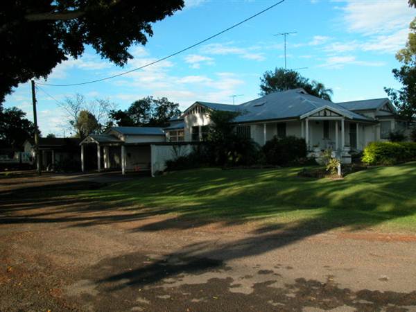 Briemba St, Grafton (1/03/2013 12:06:22 PM)