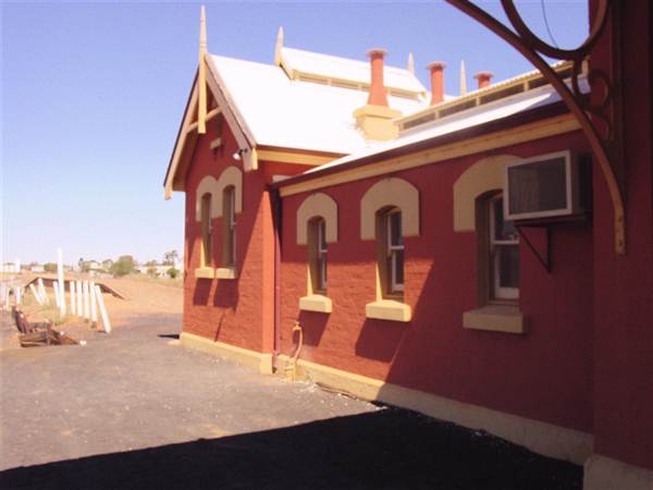Cobar Railway Station (4/03/2013 9:41:52 AM)