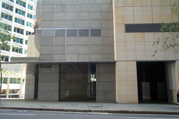 Governor Phillip Tower and Governor Macquarie Tower (5/03/2013 12:08:56 PM)