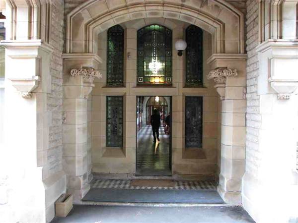 ICMS - International College of Management, Sydney (5/03/2013 9:01:34 PM)